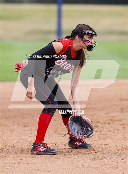 Thumbnail 1 in Arvin vs. Nipomo (CIF CS Division VI Championship) photogallery.