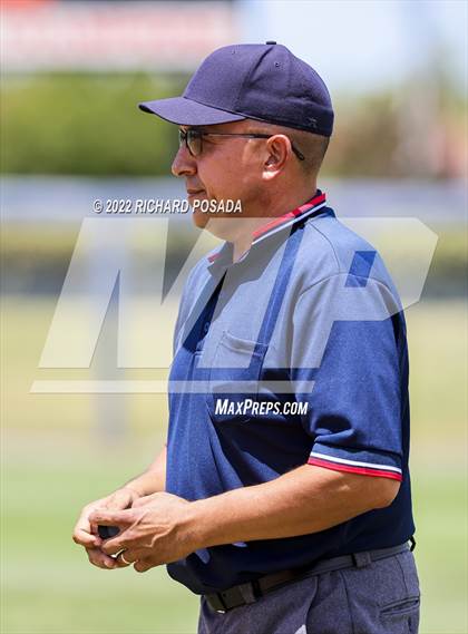 Thumbnail 2 in Arvin vs. Nipomo (CIF CS Division VI Championship) photogallery.