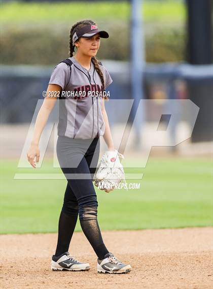 Thumbnail 2 in Arvin vs. Nipomo (CIF CS Division VI Championship) photogallery.
