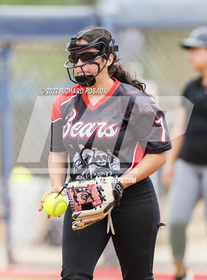 Thumbnail 2 in Arvin vs. Nipomo (CIF CS Division VI Championship) photogallery.