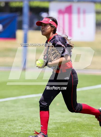 Thumbnail 3 in Arvin vs. Nipomo (CIF CS Division VI Championship) photogallery.