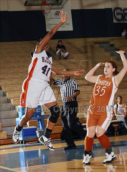 Thumbnail 1 in Bush vs. Alice (Georgetown Jack Frost Invitational) photogallery.