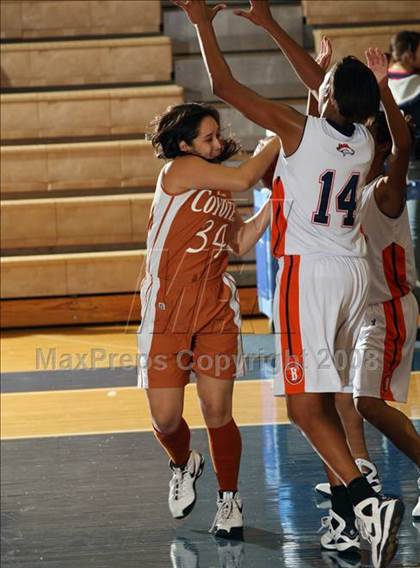 Thumbnail 3 in Bush vs. Alice (Georgetown Jack Frost Invitational) photogallery.