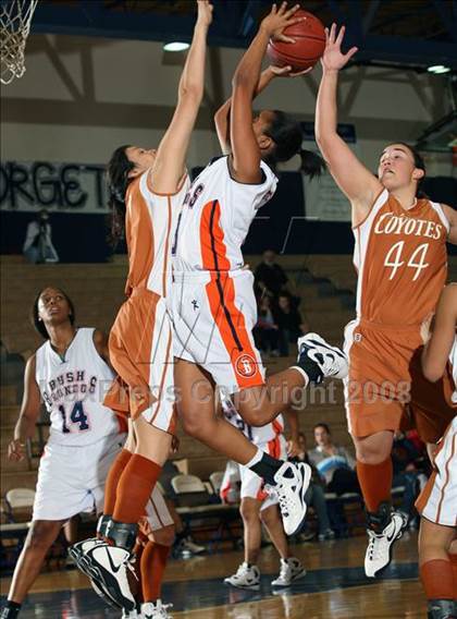 Thumbnail 2 in Bush vs. Alice (Georgetown Jack Frost Invitational) photogallery.