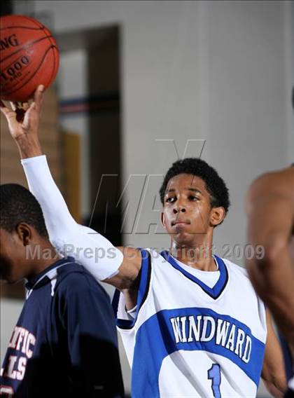 Thumbnail 2 in Pacific Hills vs. Windward (CIF SoCal D5 Final) photogallery.