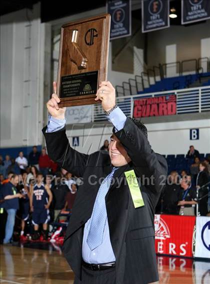 Thumbnail 2 in Pacific Hills vs. Windward (CIF SoCal D5 Final) photogallery.