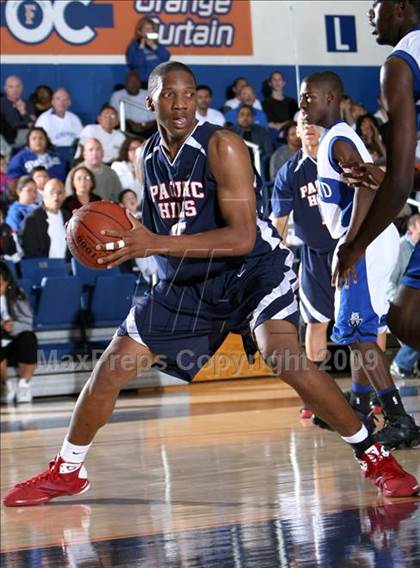 Thumbnail 1 in Pacific Hills vs. Windward (CIF SoCal D5 Final) photogallery.