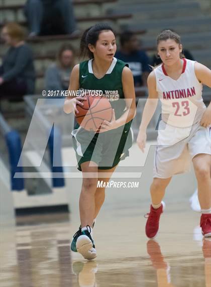 Thumbnail 3 in Incarnate Word @ Antonian Prep photogallery.
