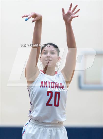 Thumbnail 3 in Incarnate Word @ Antonian Prep photogallery.