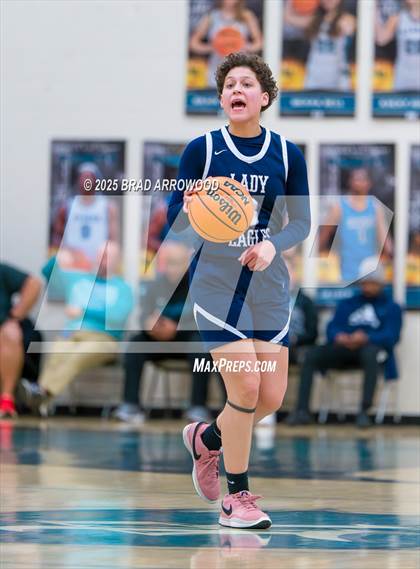 Thumbnail 1 in East Forsyth vs Davie photogallery.