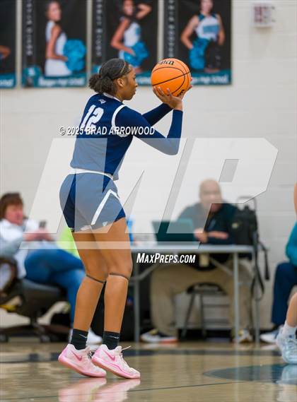 Thumbnail 2 in East Forsyth vs Davie photogallery.
