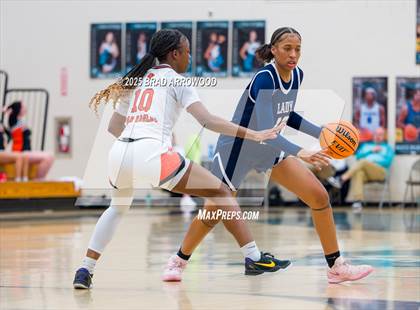Thumbnail 1 in East Forsyth vs Davie photogallery.