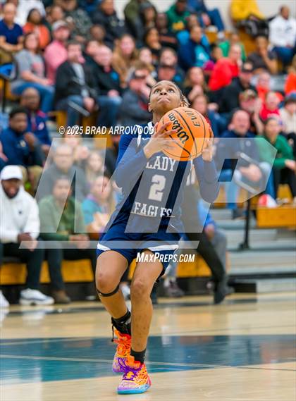 Thumbnail 2 in East Forsyth vs Davie photogallery.