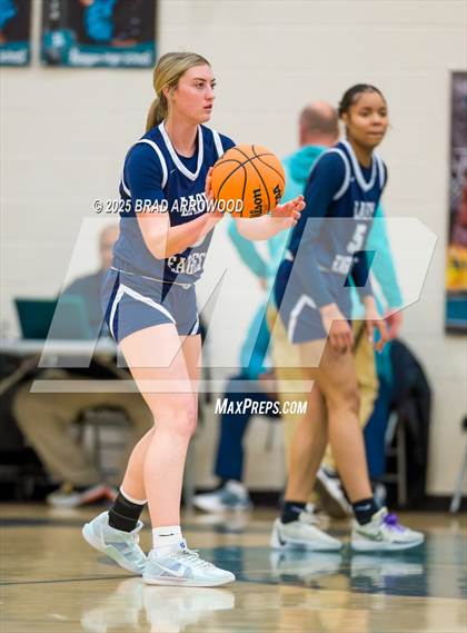 Thumbnail 2 in East Forsyth vs Davie photogallery.