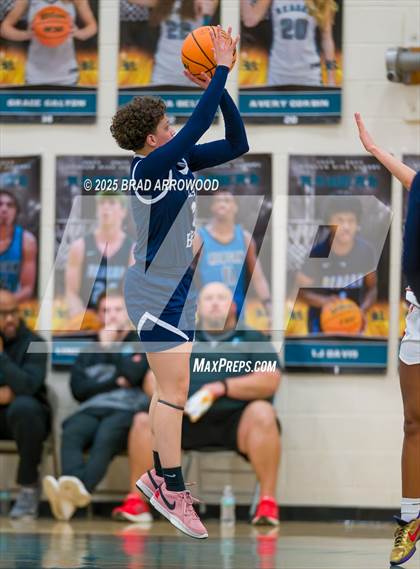 Thumbnail 3 in East Forsyth vs Davie photogallery.