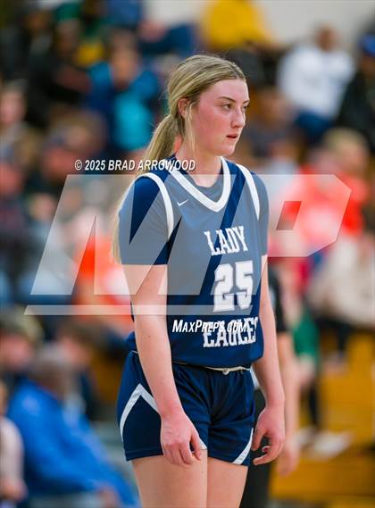 Thumbnail 1 in East Forsyth vs Davie photogallery.
