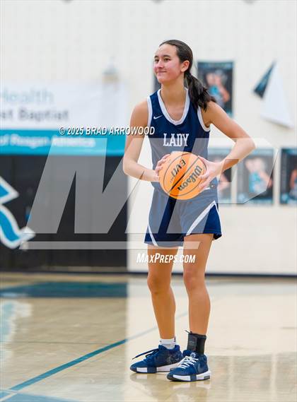 Thumbnail 2 in East Forsyth vs Davie photogallery.