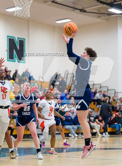 Thumbnail 2 in East Forsyth vs Davie photogallery.