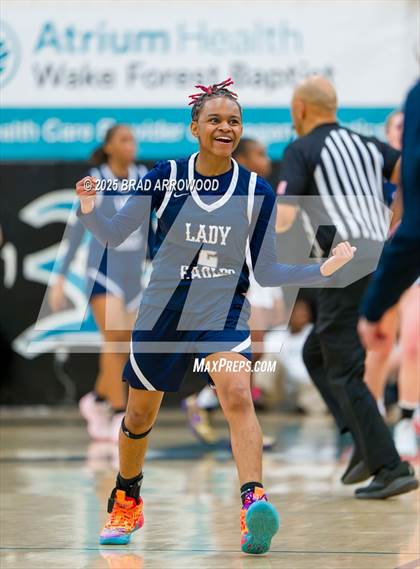 Thumbnail 2 in East Forsyth vs Davie photogallery.