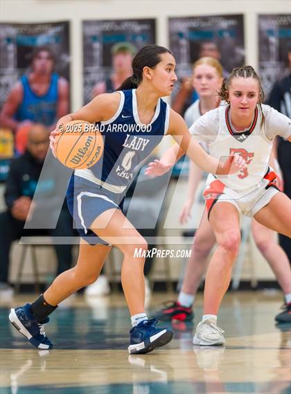 Thumbnail 3 in East Forsyth vs Davie photogallery.