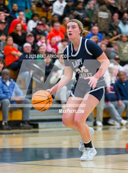 Thumbnail 2 in East Forsyth vs Davie photogallery.