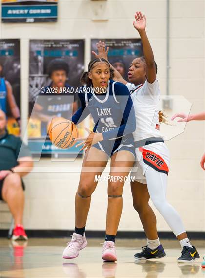 Thumbnail 1 in East Forsyth vs Davie photogallery.
