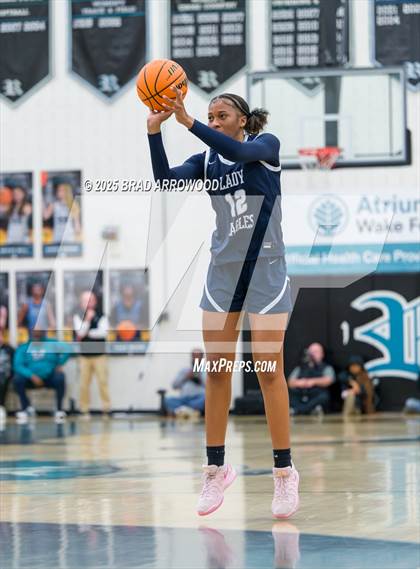 Thumbnail 1 in East Forsyth vs Davie photogallery.