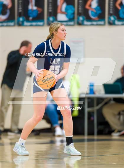 Thumbnail 2 in East Forsyth vs Davie photogallery.