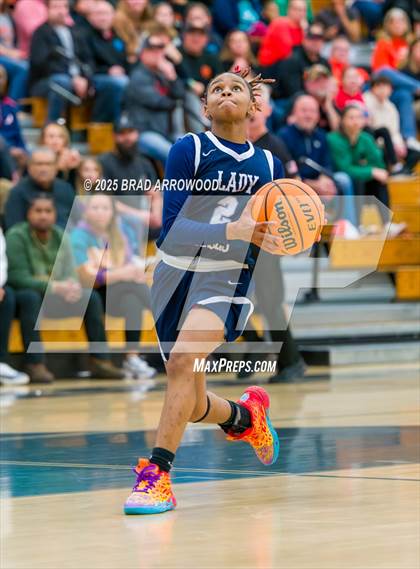 Thumbnail 1 in East Forsyth vs Davie photogallery.
