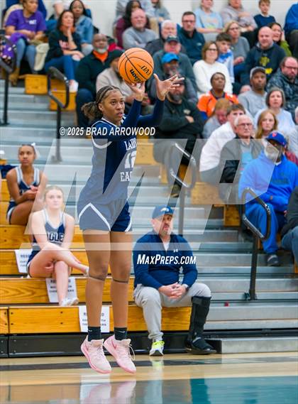 Thumbnail 3 in East Forsyth vs Davie photogallery.