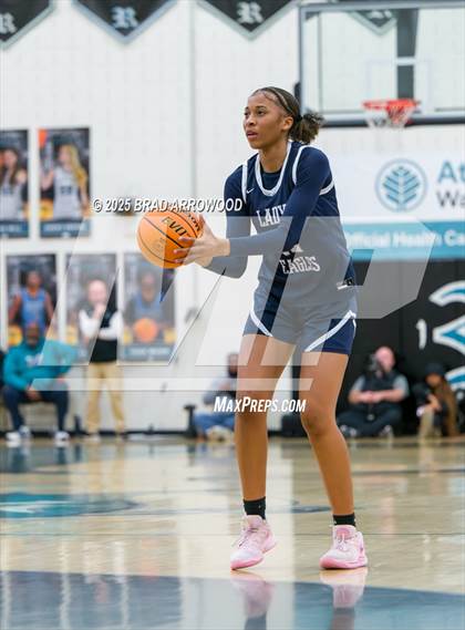 Thumbnail 2 in East Forsyth vs Davie photogallery.
