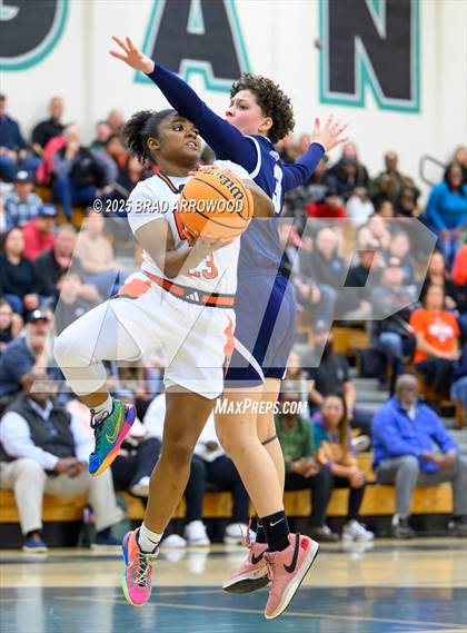 Thumbnail 3 in East Forsyth vs Davie photogallery.
