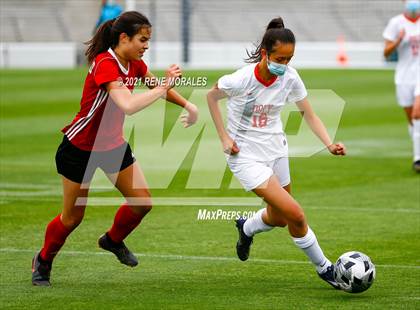 Thumbnail 3 in Mayfield vs Polytechnic photogallery.