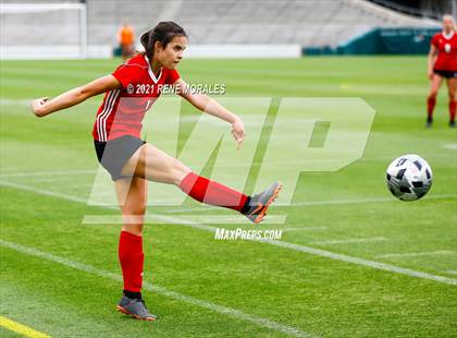 Thumbnail 1 in Mayfield vs Polytechnic photogallery.