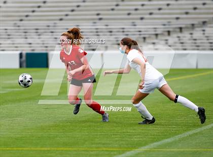 Thumbnail 2 in Mayfield vs Polytechnic photogallery.