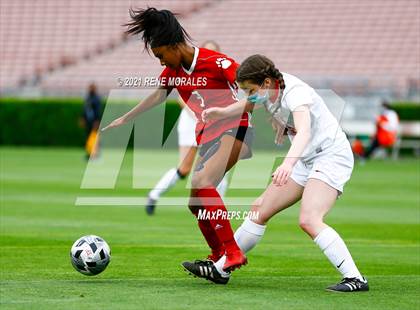Thumbnail 1 in Mayfield vs Polytechnic photogallery.