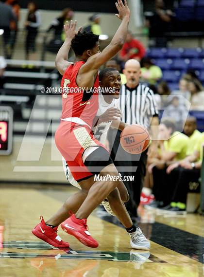 Thumbnail 3 in South Grand Prairie vs Lake Ridge photogallery.