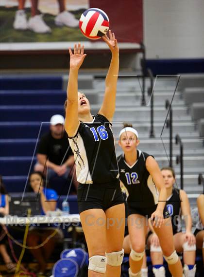 Thumbnail 1 in Washburn Rural vs. Northwest photogallery.