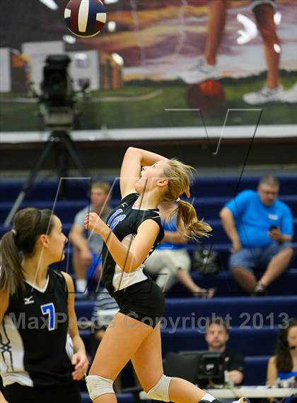 Thumbnail 2 in Washburn Rural vs. Northwest photogallery.