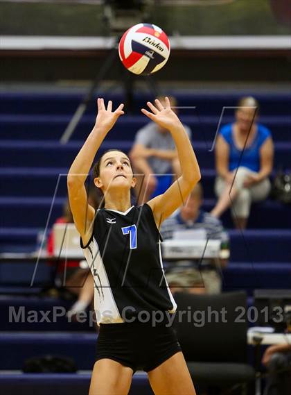 Thumbnail 1 in Washburn Rural vs. Northwest photogallery.
