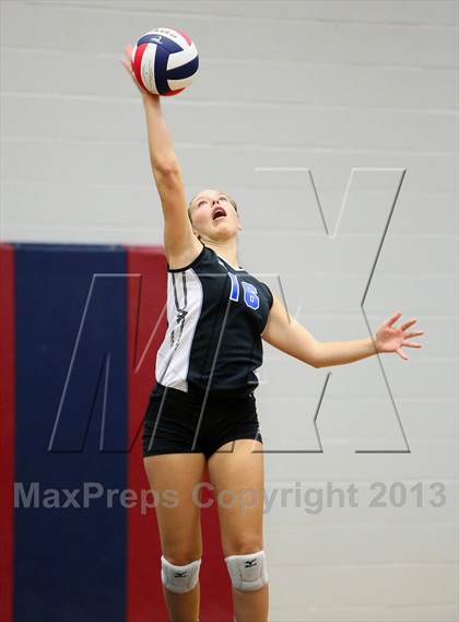 Thumbnail 3 in Washburn Rural vs. Northwest photogallery.