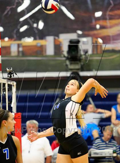 Thumbnail 3 in Washburn Rural vs. Northwest photogallery.