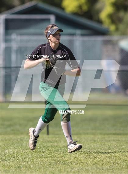 Thumbnail 3 in Pleasant Valley vs. Paradise photogallery.