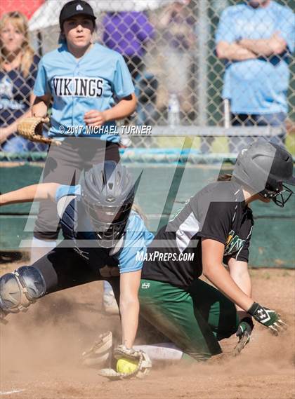 Thumbnail 3 in Pleasant Valley vs. Paradise photogallery.