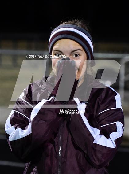 Thumbnail 2 in Melbourne vs. Perryville  (AAA 3A 1st Round Playoff) photogallery.