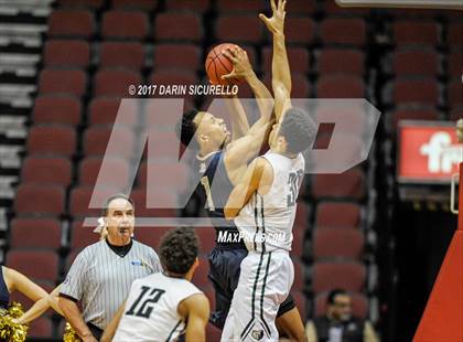 Thumbnail 2 in Desert Vista vs. Basha (AIA 6A Semifinal) photogallery.