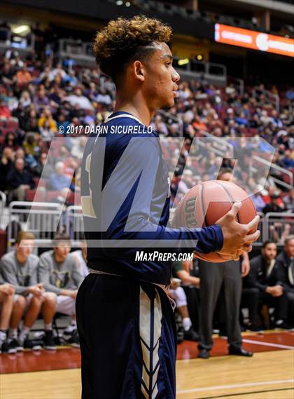 Thumbnail 2 in Desert Vista vs. Basha (AIA 6A Semifinal) photogallery.