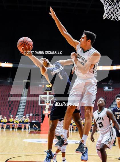 Thumbnail 1 in Desert Vista vs. Basha (AIA 6A Semifinal) photogallery.