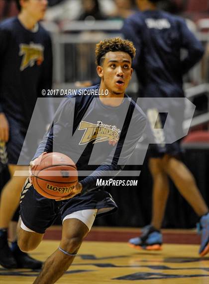 Thumbnail 1 in Desert Vista vs. Basha (AIA 6A Semifinal) photogallery.