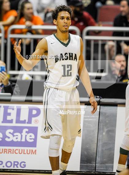 Thumbnail 2 in Desert Vista vs. Basha (AIA 6A Semifinal) photogallery.